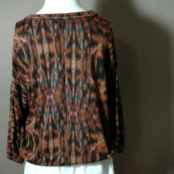 Tops - Picture 4 of 4